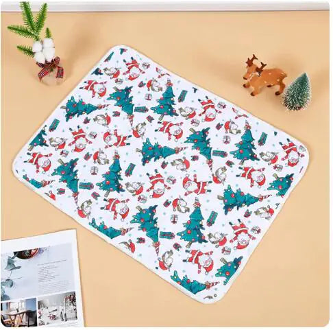 Christmas Style Absorbent Urine Pad Non-slip And Easy To Dry