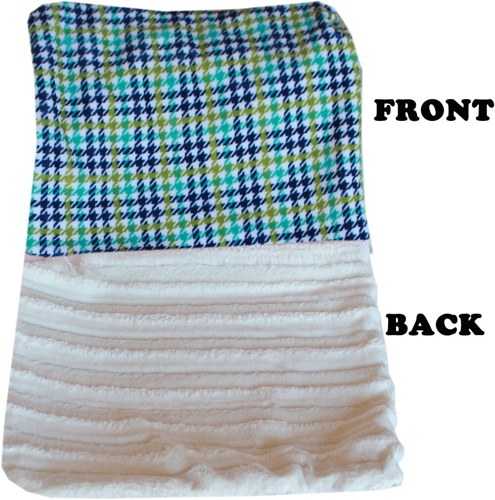 Dog, Puppy & Pet or Cat Sleepytime Cuddle Blankets, "Plaids" (Choose from: Pink, Blue or Aqua!)